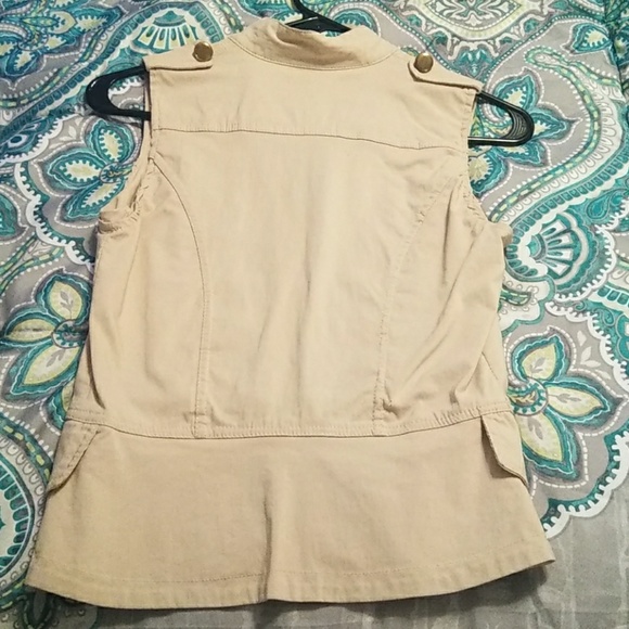 Tan vest style top - Picture 2 of 3